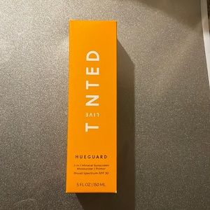 Live Tinted’s Hueguard Mineral SPF is a daily mineral SPF 30 NEW